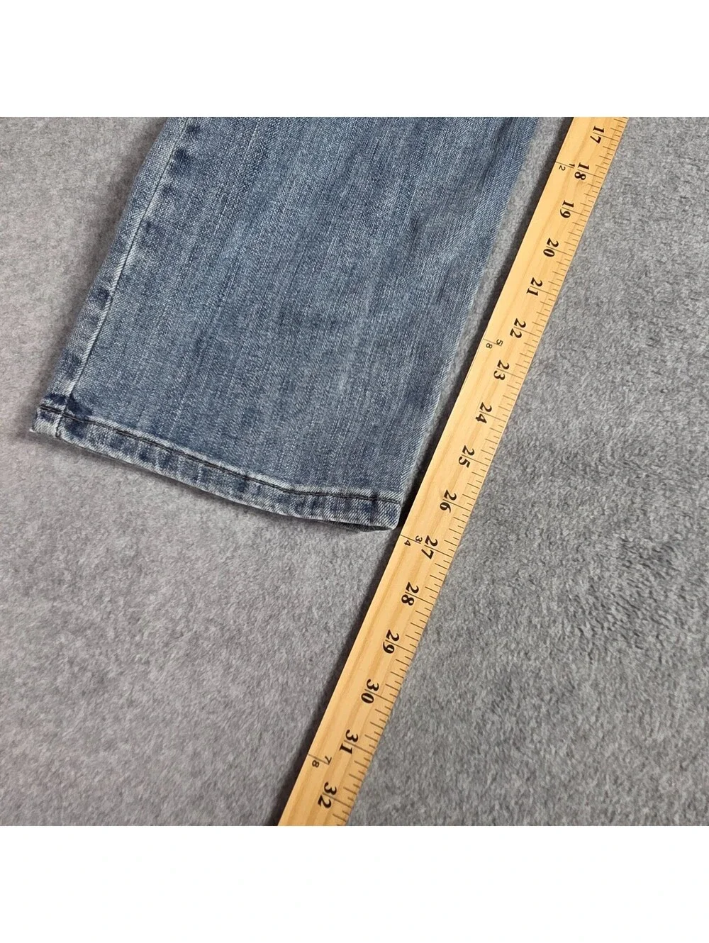Wrangler Authentics Men's 32x29 ZM1CSSE Regular Fit Straight Leg Blue Stretch